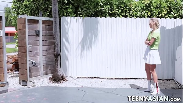 Cute Asian teen Sofia Su moans while fucked by delivery guy